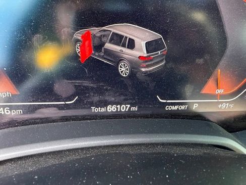 Used 2021 BMW X7 xDrive40i w/ M Sport Package AWD/4WD image 19