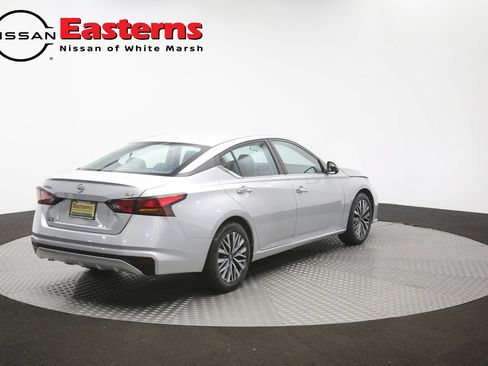 Used 2023 Nissan Altima 2.5 SV FWD image 39