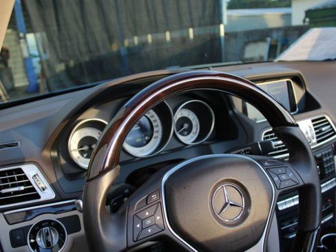 Used 2014 Mercedes-Benz E 350 Cabriolet image 25