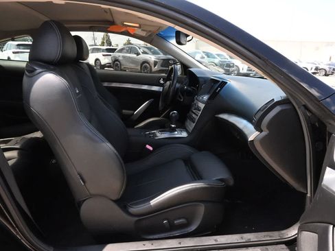 Used 2014 INFINITI Q60 Journey w/ Premium Package RWD image 24