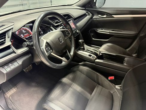 Used 2020 Honda Civic Sport image 9