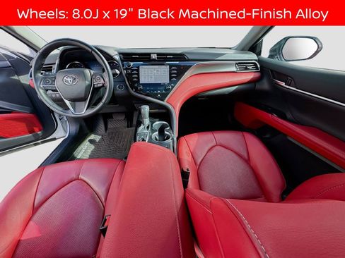 Used 2020 Toyota Camry XSE image 27
