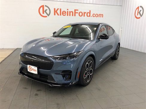 Used 2024 Ford Mustang Mach-E GT image 3