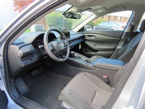 New 2025 Honda Accord LX image 2