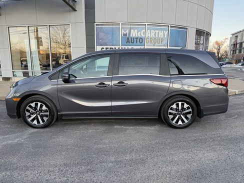 New 2026 Honda Odyssey EX-L image 2