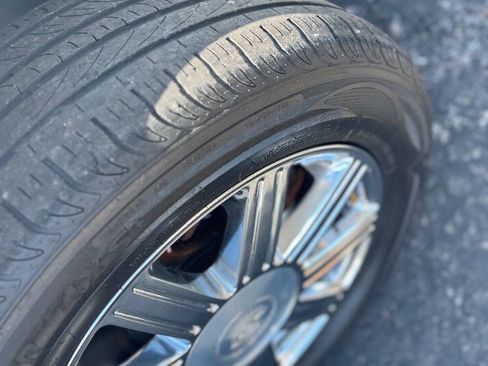 Used 2008 Cadillac DTS image 17