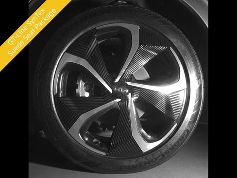 Certified 2024 Kia EV6 GT-Line AWD/4WD image 12