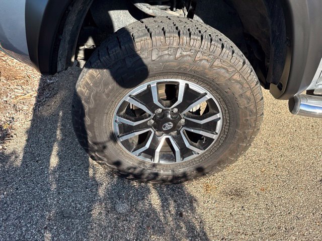 Used 2022 Toyota Tacoma TRD Sport w/ Advanced Technology Package AWD/4WD image 5