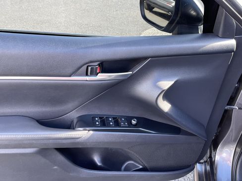 Certified 2019 Toyota Camry XSE FWD image 15