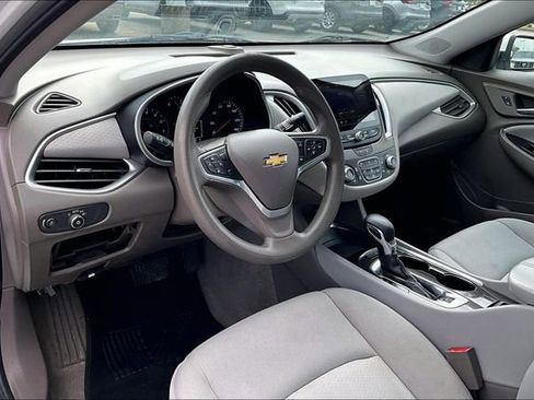 Used 2022 Chevrolet Malibu LT image 14