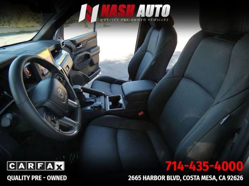 Used 2025 Toyota Tacoma TRD Sport AWD/4WD image 60