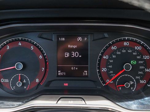Used 2019 Volkswagen Jetta SE w/ Cold Weather Package FWD image 25