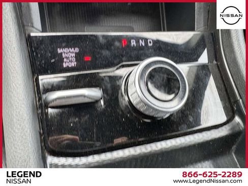 Used 2024 Jeep Grand Cherokee L Limited w/ Luxury Tech Group II image 26