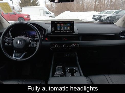 Used 2023 Honda Pilot Elite image 14