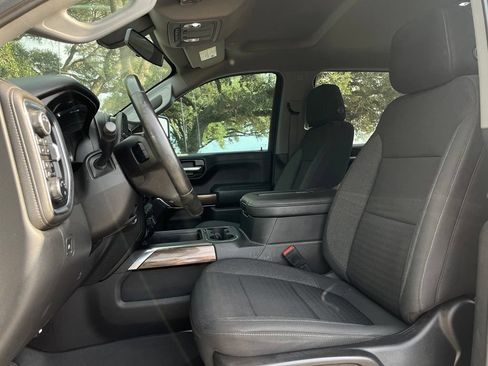 Used 2021 Chevrolet Silverado 1500 LT Trail Boss w/ LPO, Dark Essentials Package AWD/4WD image 13