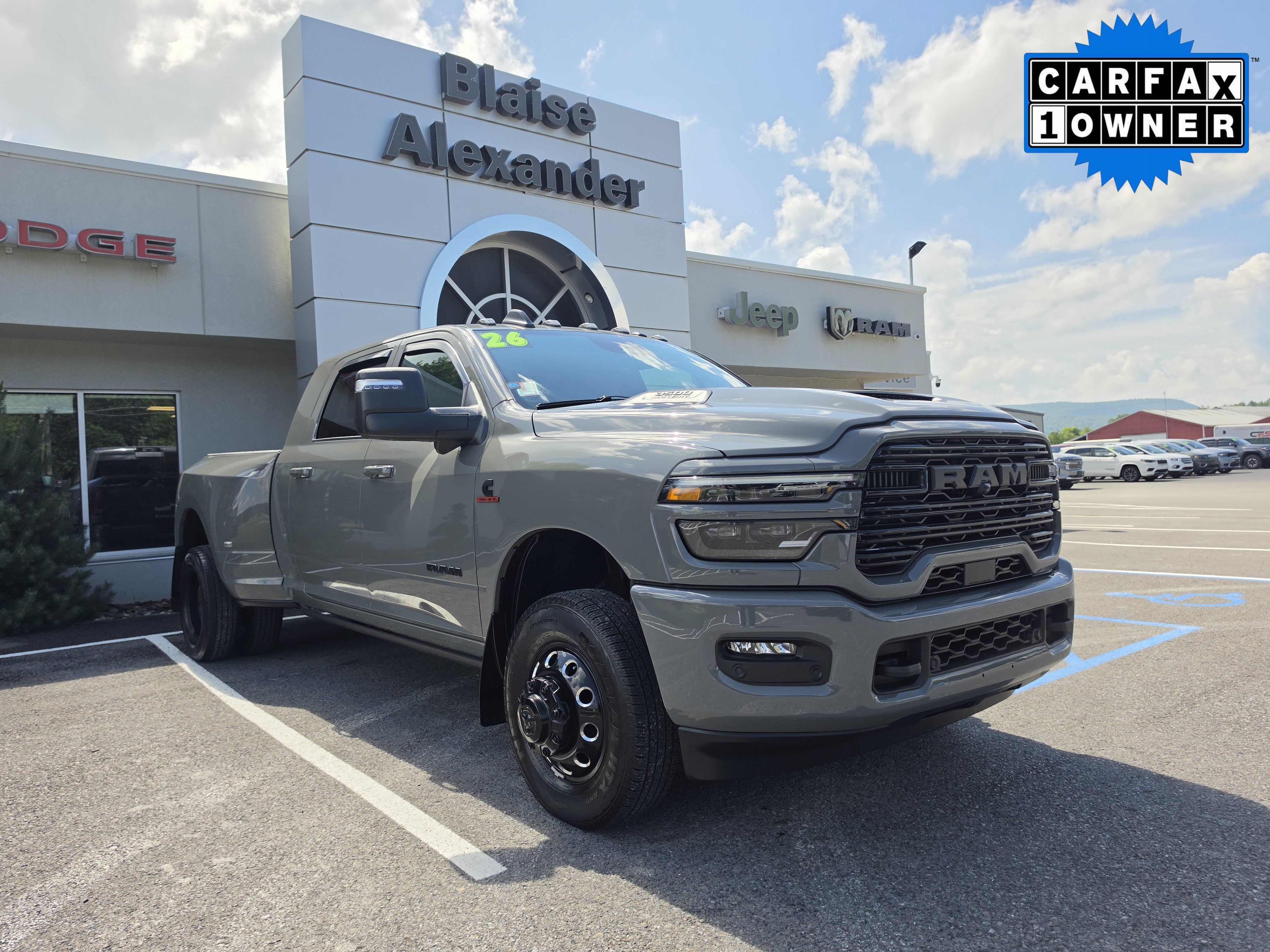 Used 2026 RAM 3500 Laramie AWD/4WD image 1