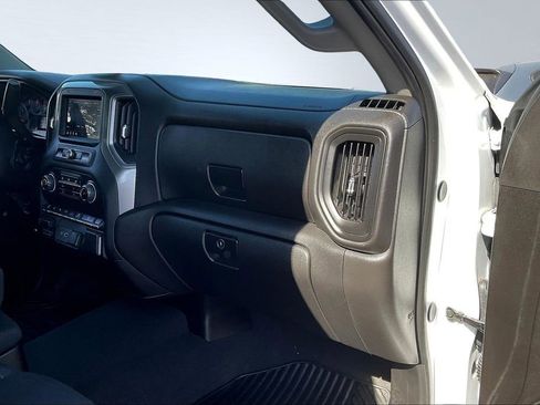 Used 2025 Chevrolet Silverado 2500 Custom w/ Custom Value Package AWD/4WD image 26