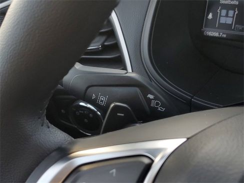 Certified 2024 Ford Edge SEL w/ Convenience Package image 17