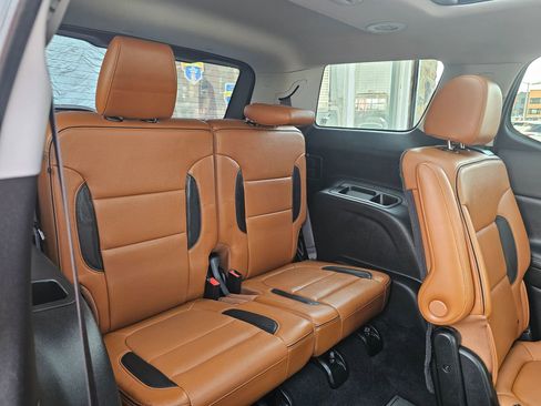 Used 2020 GMC Acadia AT4 w/ Driver Alert Package II image 13