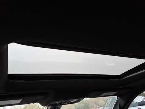 Used 2023 Chevrolet Silverado 3500 High Country image 17