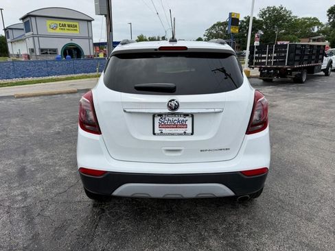 Used 2019 Buick Encore Essence FWD image 9