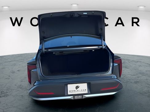 Certified 2025 Kia K4 image 18