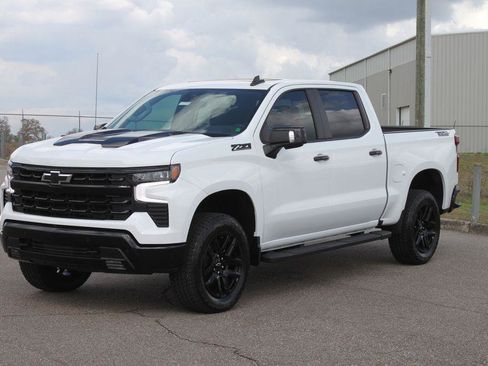 New 2026 Chevrolet Silverado 1500 LT Trail Boss w/ LT Trail Boss Premium Package image 2