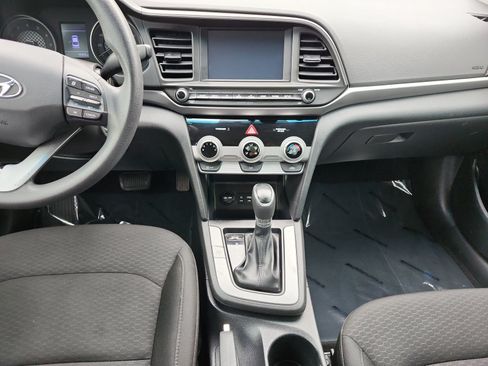 Used 2019 Hyundai Elantra SEL w/ Cargo Package FWD image 11
