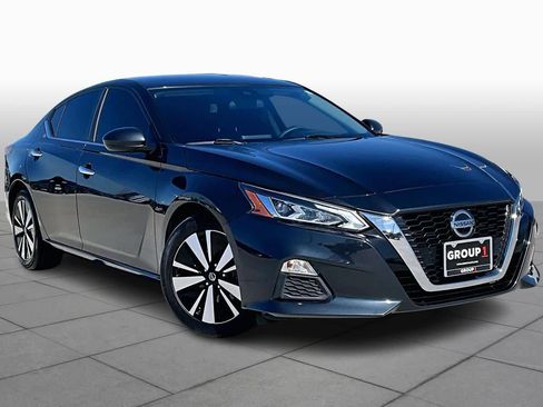 Used 2022 Nissan Altima 2.5 SV FWD image 3
