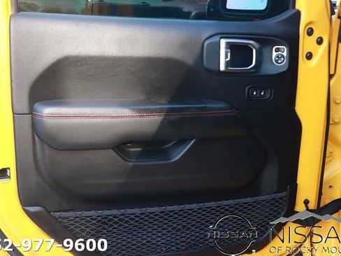 Used 2019 Jeep Wrangler Unlimited Rubicon AWD/4WD image 11