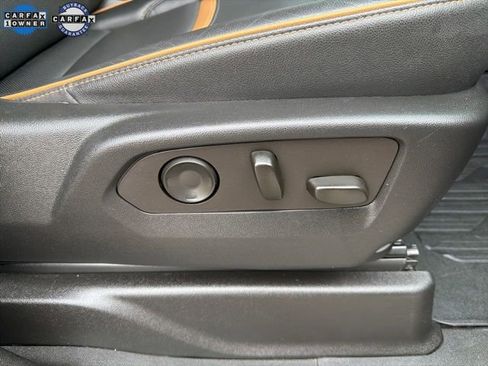 Used 2021 GMC Yukon AT4 image 15