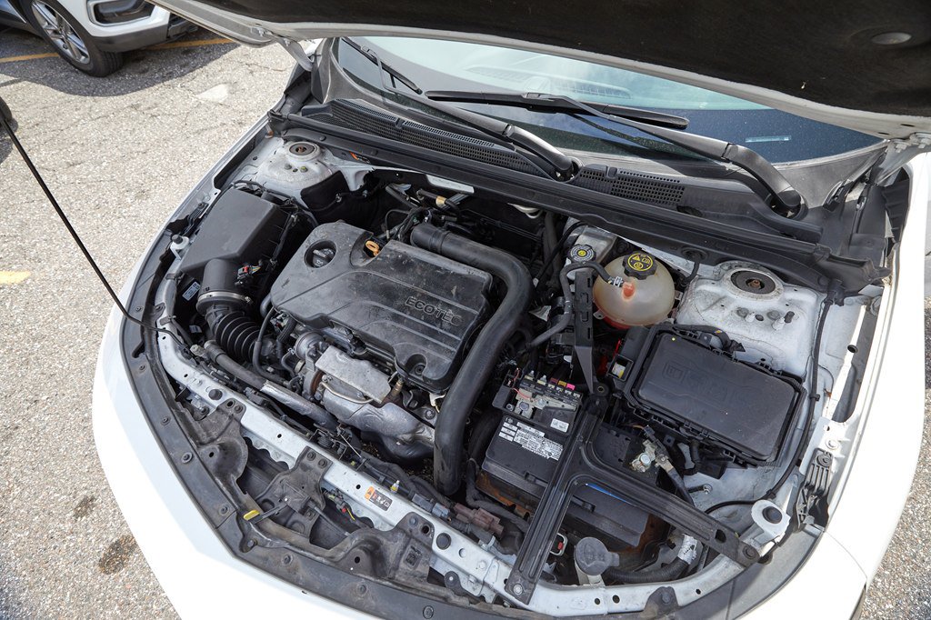 Used 2019 Chevrolet Malibu LS FWD image 9