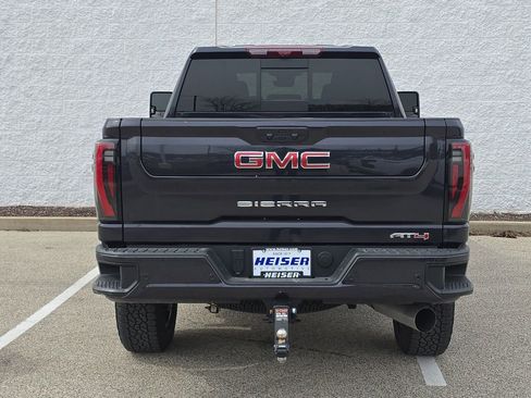 Certified 2025 GMC Sierra 2500 AT4 w/ AT4 Premium Plus Package image 12