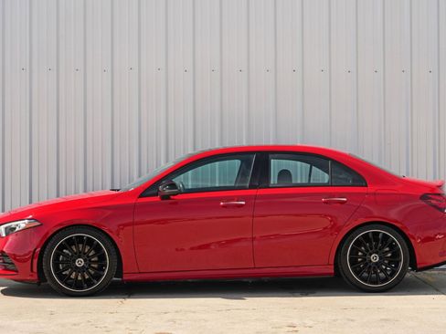 Used 2020 Mercedes-Benz A 220 image 8