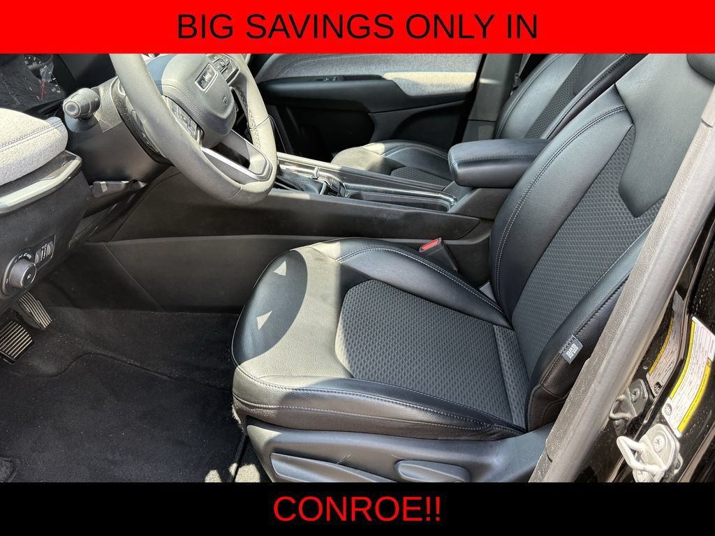 Used 2023 Jeep Compass Latitude AWD/4WD image 12