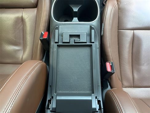 Used 2022 Subaru Outback Touring XT image 43