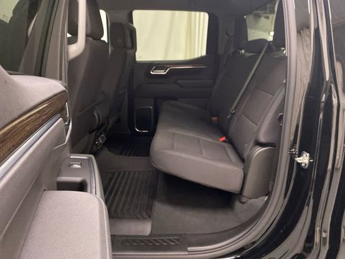 Used 2025 Chevrolet Silverado 1500 LT image 16