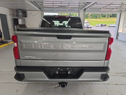 Used 2023 Chevrolet Silverado 1500 Custom AWD/4WD image 4
