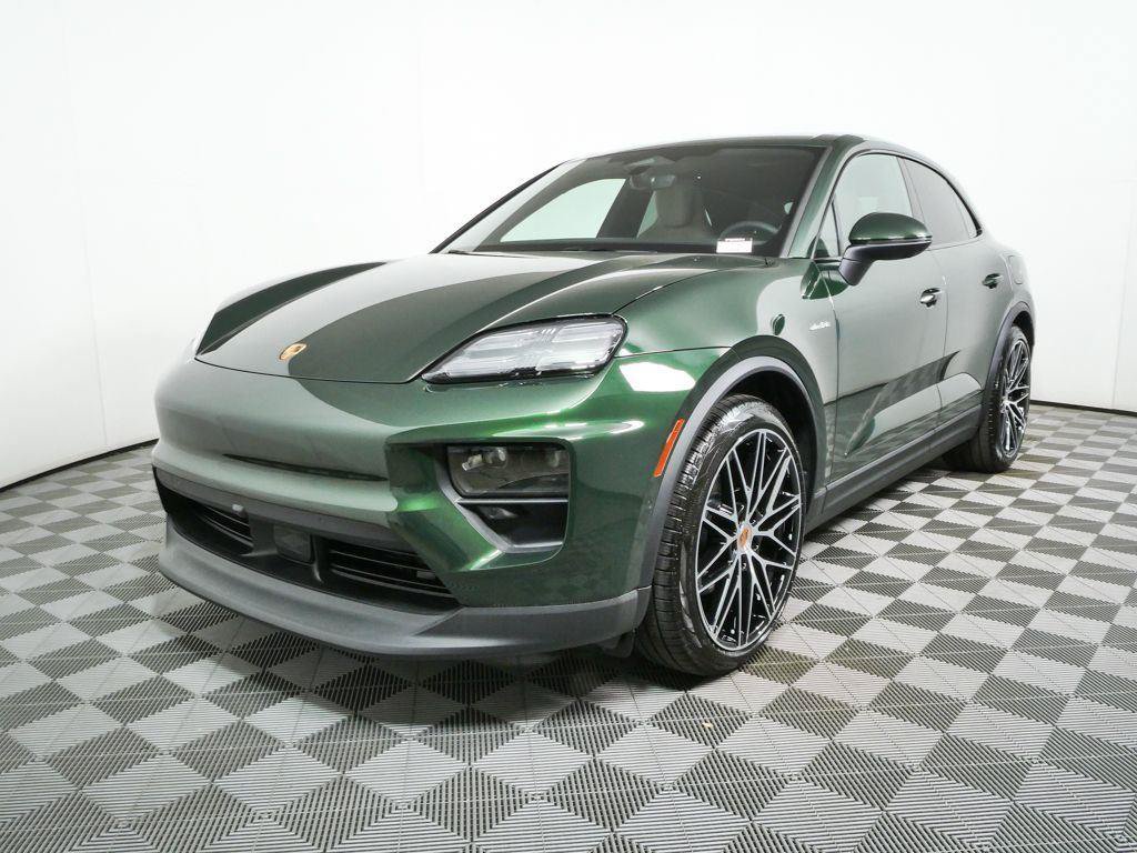 New 2026 Porsche Macan Electric RWD image 1