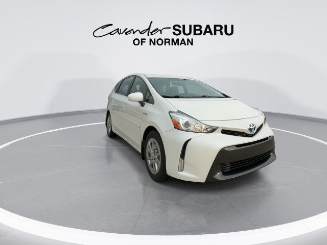 Used 2016 Toyota Prius V Four FWD image 3
