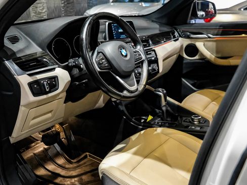 Used 2019 BMW X1 sDrive28i w/ Convenience Package FWD image 4