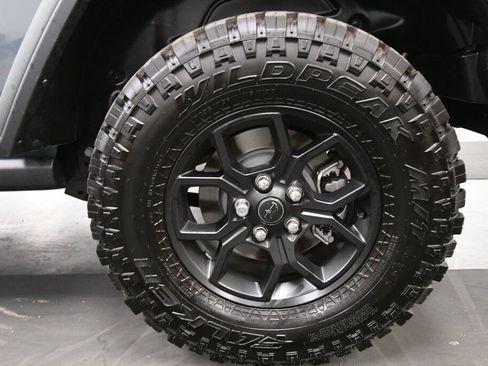 Used 2026 Jeep Wrangler Unlimited Sport AWD/4WD image 32