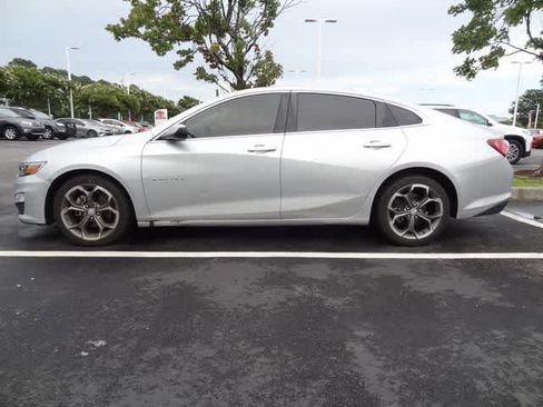 Used 2020 Chevrolet Malibu LT FWD image 5