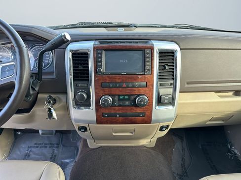 Used 2009 Dodge Ram 1500 Truck Laramie image 11