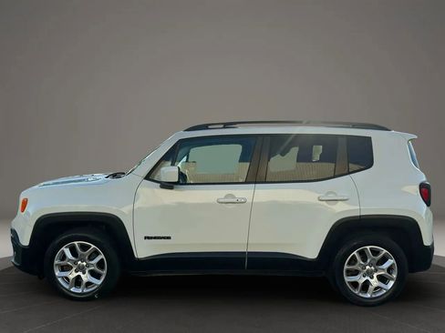 Used 2016 Jeep Renegade Latitude image 5