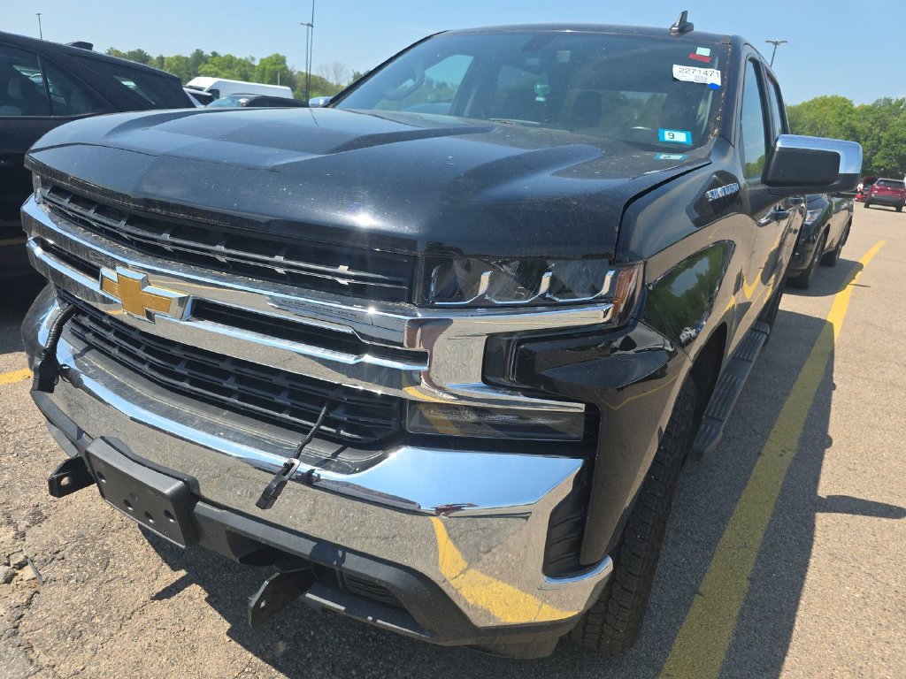 Used 2021 Chevrolet Silverado 1500 LT AWD/4WD image 1
