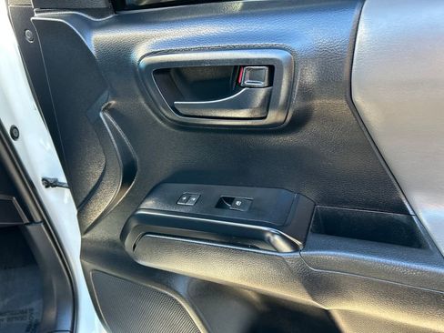 Used 2019 Toyota Tacoma SR5 image 26