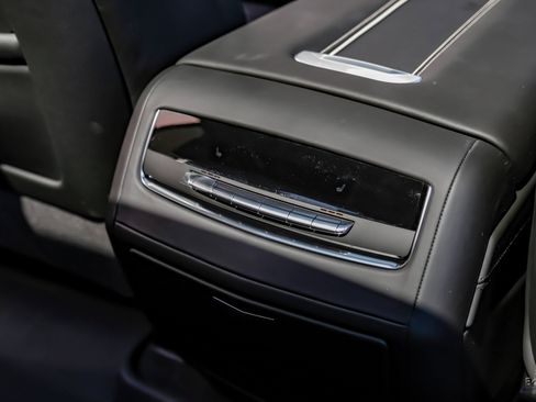 Used 2026 Cadillac Escalade V w/ LPO, ONYX Package image 79