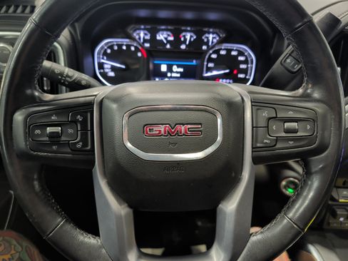 Used 2021 GMC Sierra 1500 SLT w/ SLT Premium Plus Package AWD/4WD image 11