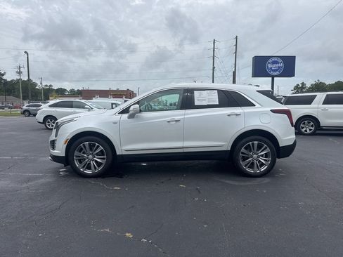 Used 2023 Cadillac XT5 Premium Luxury FWD image 2